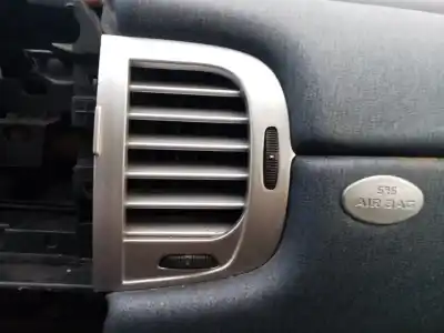Peça sobressalente para automóvel em segunda mão grelha de ventilação tablier por lancia ypsilon (843_) 1.3 d multijet (843.axe11, 843.axe1a) referências oem iam 735436037  