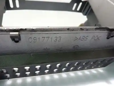 Автозапчасти б/у аэрационная решетка за opel vectra c (z02) 1.9 cdti (f69) ссылки oem iam 09177133  230635620