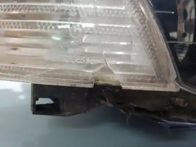 Second-hand car spare part right headlight for bmw 3 (e46) 320 d oem iam references 63126906494  