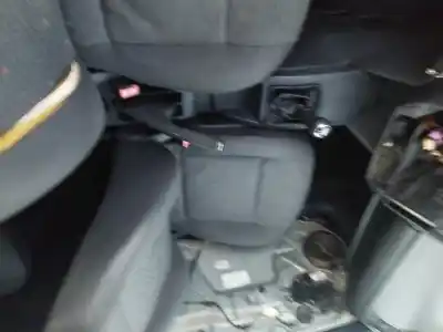 Peça sobressalente para automóvel em segunda mão alavanca de travão de mão por volkswagen polo (9n_, 9a_) 1.9 sdi referências oem iam 6q0711303af