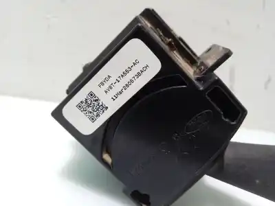 Pezzo di ricambio per auto di seconda mano comando pulito per ford focus iii 1.6 ti riferimenti oem iam av6t17a553ac  