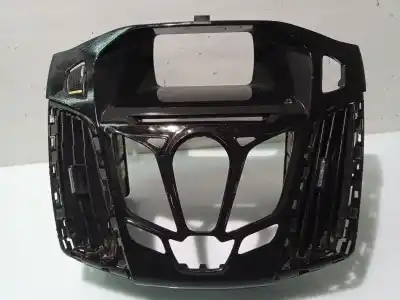 Peça sobressalente para automóvel em segunda mão Moldagem por FORD FOCUS III 1.6 TI Referências OEM IAM BM5118835  