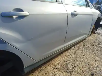 Peça sobressalente para automóvel em segunda mão moldagem por ford focus iii 1.6 ti referências oem iam 1882855  