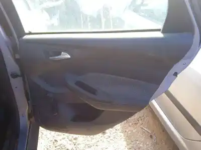 Peça sobressalente para automóvel em segunda mão forra / revestimento da porta traseira direita por ford focus iii 1.6 ti referências oem iam 1797090