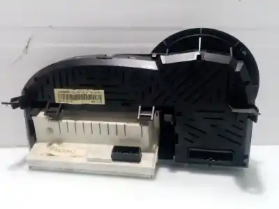Pezzo di ricambio per auto di seconda mano pannello degli strumenti per renault twingo ii (cn0_) 1.5 dci (cn0e) riferimenti oem iam 8200536579 8200725331 a2c53220522