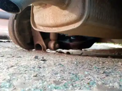 Автозапчастина б/у задня вісь для renault twingo ii (cn0_) 1.5 dci (cn0e) посилання на oem iam 8200630728  