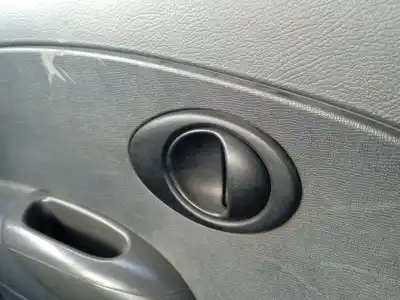Peça sobressalente para automóvel em segunda mão puxador interior traseiro esquerdo por daewoo matiz (m100, m150) 0.8 referências oem iam 96563305