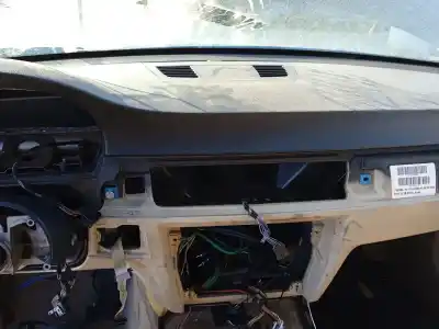 Peça sobressalente para automóvel em segunda mão tablier por bmw 3 (e90) 320 d referências oem iam 51457155770 51457155769 51457155768