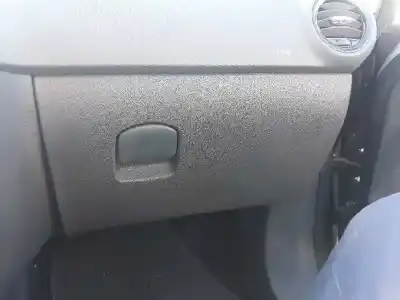 Автозапчасти б/у бардачок за opel corsa d enjoy ссылки oem iam 13205216