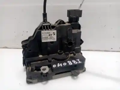 Автозапчасти б/у замок левой передней двери за opel corsa d 1.3 16v cdti ссылки oem iam 55702895