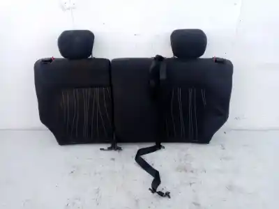 Second-hand car spare part Central Rear Seat Belt for OPEL CORSA D 1.3 16V CDTI OEM IAM references 197647  