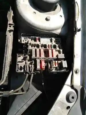 Second-hand car spare part fuse box unit for opel vectra c caravan elegance oem iam references 93189487  