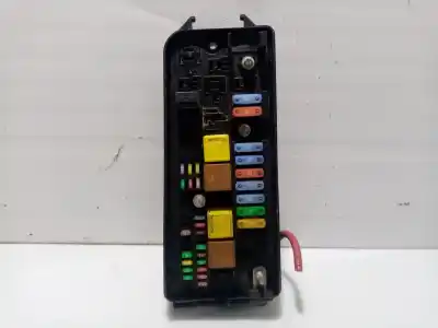 Peça sobressalente para automóvel em segunda mão caixa de fusíveis e relés por opel vectra c caravan elegance referências oem iam 13240247