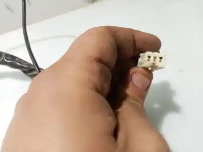 Second-hand car spare part ignition switch for opel frontera a básico oem iam references 337184  