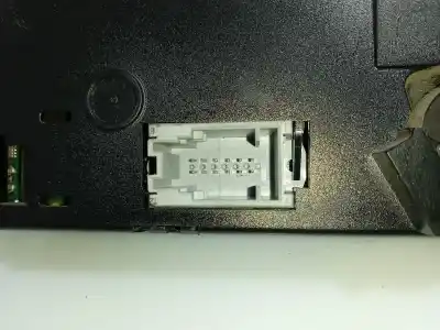 Автозапчасти б/у климат-контроль за bmw 1 (e87) 118 d ссылки oem iam 6411918228701  