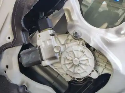 Peça sobressalente para automóvel em segunda mão motor elevador vidro dianteiro direito por bmw 1 (e87) 118 d referências oem iam 6927028