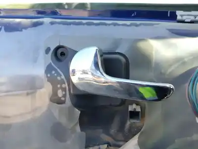 Pezzo di ricambio per auto di seconda mano maniglia interna anteriore sinistra per opel meriva a monospace (x03) 1.6 (e75) riferimenti oem iam 13121867