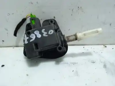 Recambio de automóvil de segunda mano de motor cierre centralizado tapa combustible para audi a6 c5 avant (4b5, 4b6) 2.5 tdi referencias oem iam 8e9827833