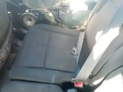 Автозапчастина б/у задні праві сидіння для TOYOTA COROLLA VERSO (ZER_, ZZE12_, R1_) 2.2 D-4D (AUR10_) Посилання на OEM IAM 710770F021B2  