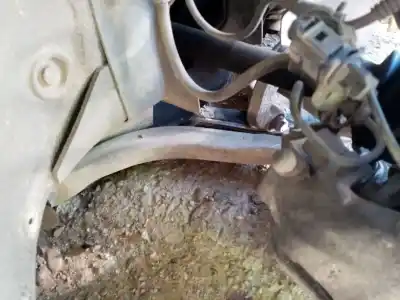 Автозапчастина б/у передній правий нижний рычаг підвіски для skoda superb i (3u4) 1.9 tdi посилання на oem iam 8d0407151e