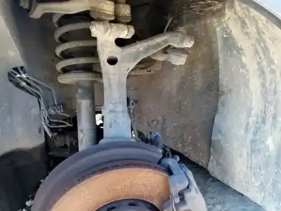 Pezzo di ricambio per auto di seconda mano Braccio Sospensione Superiore Anteriore Destro per SKODA SUPERB I (3U4) 1.9 TDI Riferimenti OEM IAM 8E0407506A  