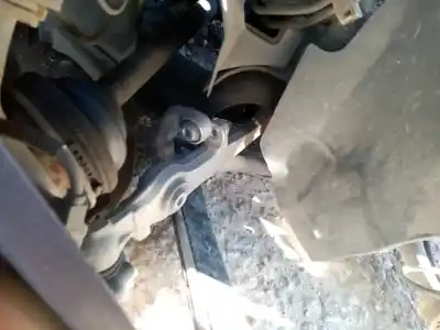 Автозапчастина б/у передній правий нижний рычаг підвіски для skoda superb i (3u4) 1.9 tdi посилання на oem iam 8e0407694ag