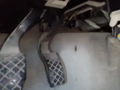 Автозапчастина б/у педаль акселератора для skoda superb i (3u4) 1.9 tdi посилання на oem iam 8e2721523h  8d1721523f