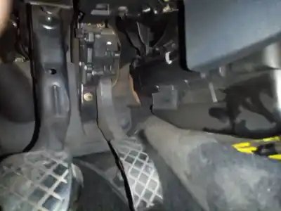 Автозапчастина б/у педаль акселератора для SEAT IBIZA III (6L1) 1.4 TDI Посилання на OEM IAM 6Q1721503B  