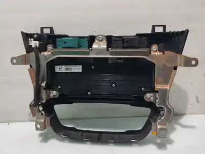Second-hand car spare part audio system / radio cd for opel insignia a (g09) 2.0 cdti (68) oem iam references 13321292  