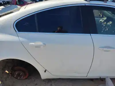 Автозапчасти б/у дверь задняя правая за opel insignia a (g09) 2.0 cdti (68) ссылки oem iam 22796348