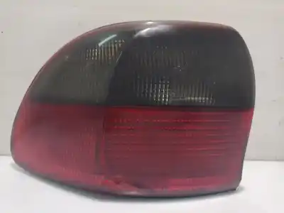 Second-hand car spare part left tailgate light for opel omega b (v94) 2.5 td (f69, m69, p69) oem iam references 1223153