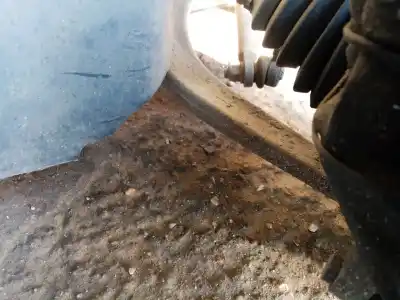 Second-hand car spare part front left lower suspension arm for peugeot 406 break (8e/f) 2.0 hdi 110 oem iam references 5175f1