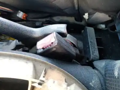 Second-hand car spare part left front seat belt buckle for peugeot 406 break (8e/f) 2.0 hdi 110 oem iam references 8972gf