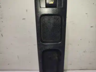 Автозапчастина б/у передній правий віконний вимикач для peugeot 307 sw (3h) 1.6 hdi 110 посилання на oem iam 96351625xt  6554e7