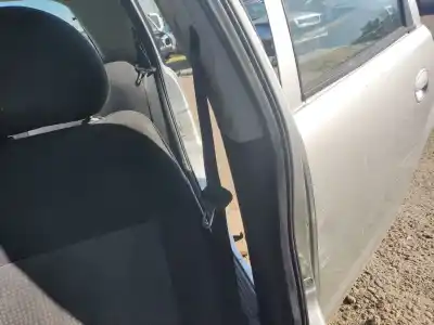 Автозапчасти б/у передний левый ремень безопасности за opel corsa c (x01) 1.3 cdti (f08, f68) ссылки oem iam 9226180