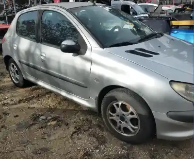 Автозапчастина б/у радіатор опалення / кондиціонації для PEUGEOT 206 FASTBACK (2A/C) 1.4 HDI ECO 70 Посилання на OEM IAM 1610008280  