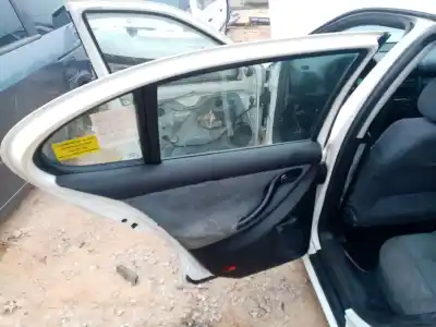 Автозапчасти б/у задняя левая дверь за seat toledo ii (1m2) 1.9 tdi ссылки oem iam 1m0833055n  