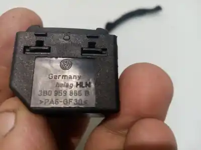 Автозапчасти б/у управление задними правыми стеклами за volkswagen bora variant (1j6) 1.9 tdi ссылки oem iam 3b0959855b  