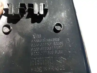 Pezzo di ricambio per auto di seconda mano modanatura per renault kangoo (f/kc0) kangoo riferimenti oem iam 8200077534   Pezzo di ricambio per auto di seconda mano modanatura per renault kangoo (f/kc0) kangoo riferimenti oem iam 8200077534