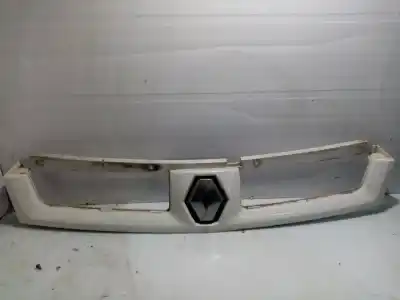 Автозапчастина б/у передня решіта радіатора для RENAULT MASTER II PHASE 2 CAJA CERRADA 2.5 dCi Diesel CAT Посилання на OEM IAM 7701057086  8200233765