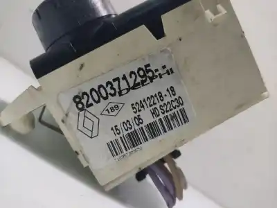 Автозапчастина б/у клімат-контроль для renault laguna ii (bg0) * посилання на oem iam 8200371295  5241221818 Автозапчастина б/у клімат-контроль для renault laguna ii (bg0) * посилання на oem iam 8200371295  5241221818