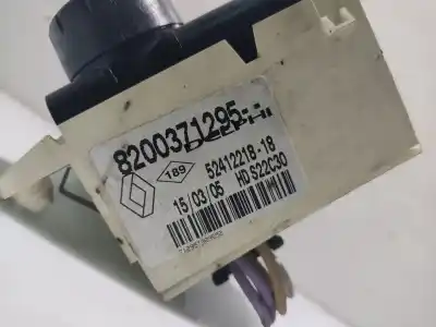 Автозапчастина б/у клімат-контроль для renault laguna ii (bg0) * посилання на oem iam 8200371295  5241221818 Автозапчастина б/у клімат-контроль для renault laguna ii (bg0) * посилання на oem iam 8200371295  5241221818