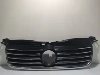 İkinci el araba yedek parçası ön Izgara için VOLKSWAGEN PASSAT B5.5 (3B3) 1.9 TDI 4MOTION OEM IAM referansları 3B0853651L  