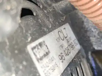 Pezzo di ricambio per auto di seconda mano alternatore per peugeot 206 fastback (2a/c) 1.4 i riferimenti oem iam 9642879980
