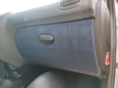 Pezzo di ricambio per auto di seconda mano scatola di guanti per peugeot 206 fastback (2a/c) 1.4 i riferimenti oem iam 8214nt