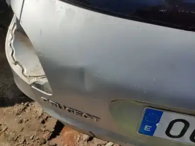 Second-hand car spare part tailgate for peugeot 206 fastback (2a/c) 1.4 i oem iam references 8701r5  