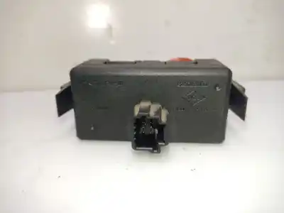 Second-hand car spare part hazard warning lights for renault modus / grand modus (f/jp0_) 1.5 dci (fp0d, jp0d) oem iam references 8200214896  