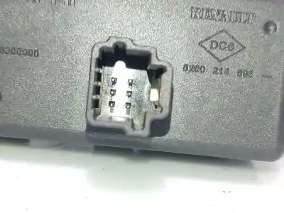 Second-hand car spare part hazard warning lights for renault modus / grand modus (f/jp0_) 1.5 dci (fp0d, jp0d) oem iam references 8200214896  