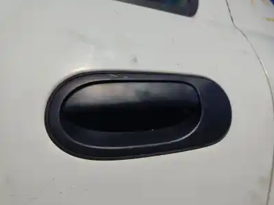 Peça sobressalente para automóvel em segunda mão puxador exterior traseiro esquerdo por nissan almera ii hatchback (n16) 1.5 referências oem iam 80607bm460