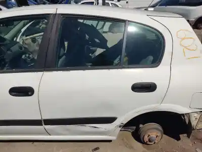 Peça sobressalente para automóvel em segunda mão porta do automóvel traseira esquerda por nissan almera ii hatchback (n16) 1.5 referências oem iam 821015m431